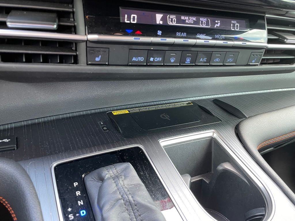 2022 Toyota Sienna XSE 7 Passenger
