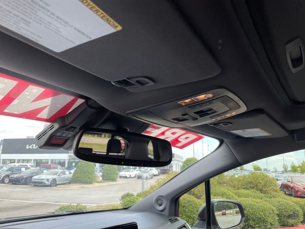 2022 Toyota Sienna XSE 7 Passenger