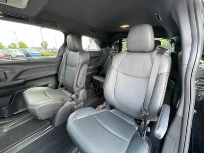 2022 Toyota Sienna XSE 7 Passenger