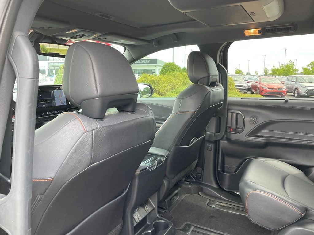 2022 Toyota Sienna XSE 7 Passenger