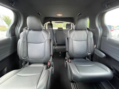 2022 Toyota Sienna XSE 7 Passenger