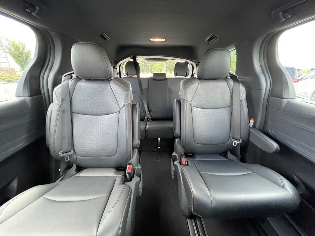2022 Toyota Sienna XSE 7 Passenger