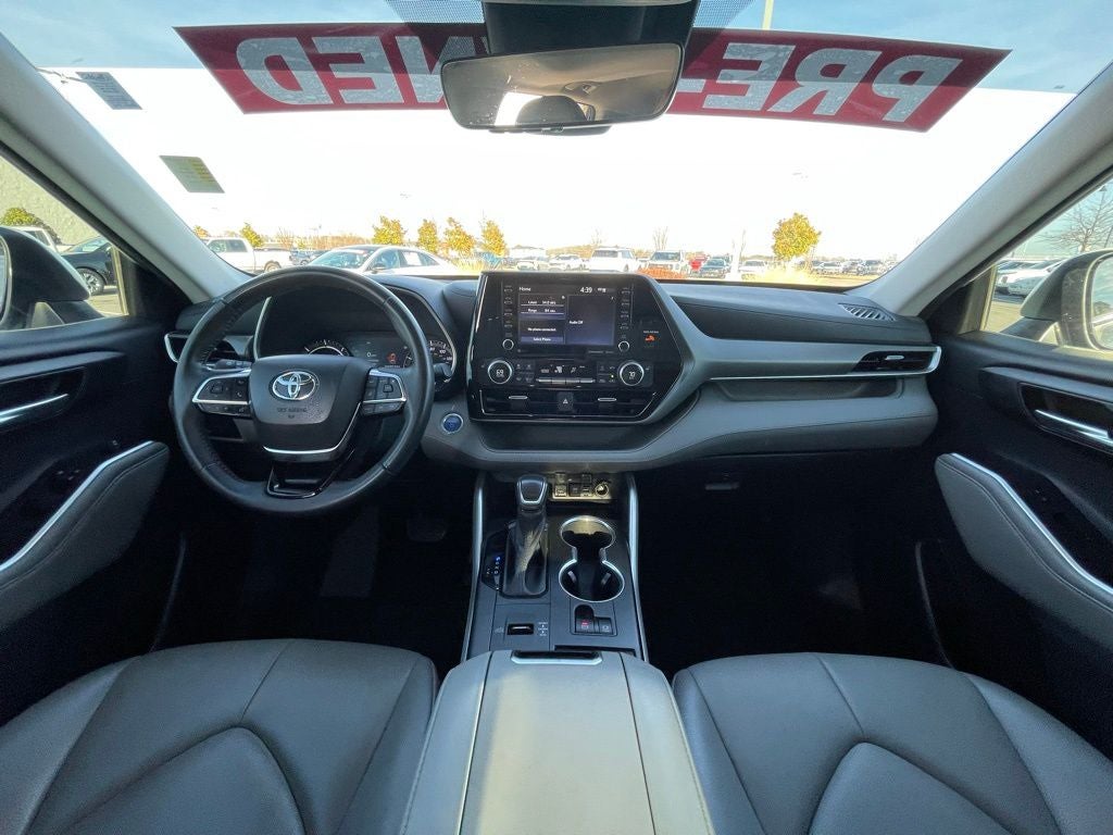 2021 Toyota Highlander Hybrid XLE