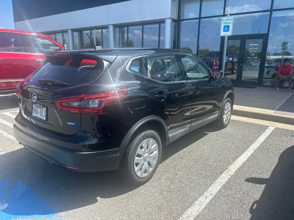 2020 Nissan Rogue Sport S