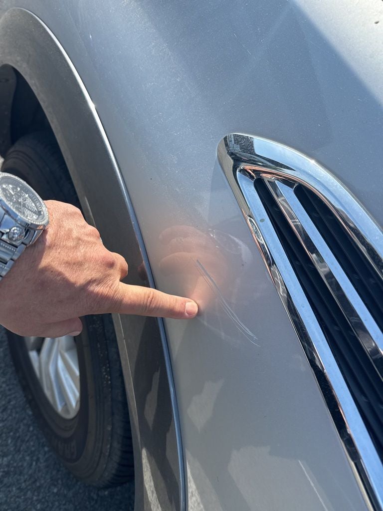 2017 Nissan Armada SV