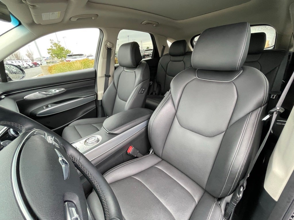 2023 Genesis GV70 2.5T