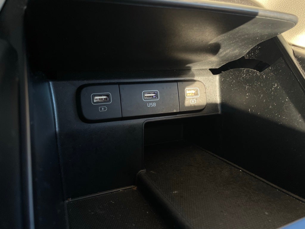 2022 Kia Sorento Hybrid S