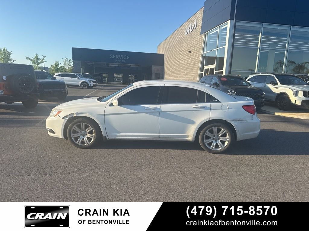 2013 Chrysler 200 Touring - WHOLESALE / AS-IS