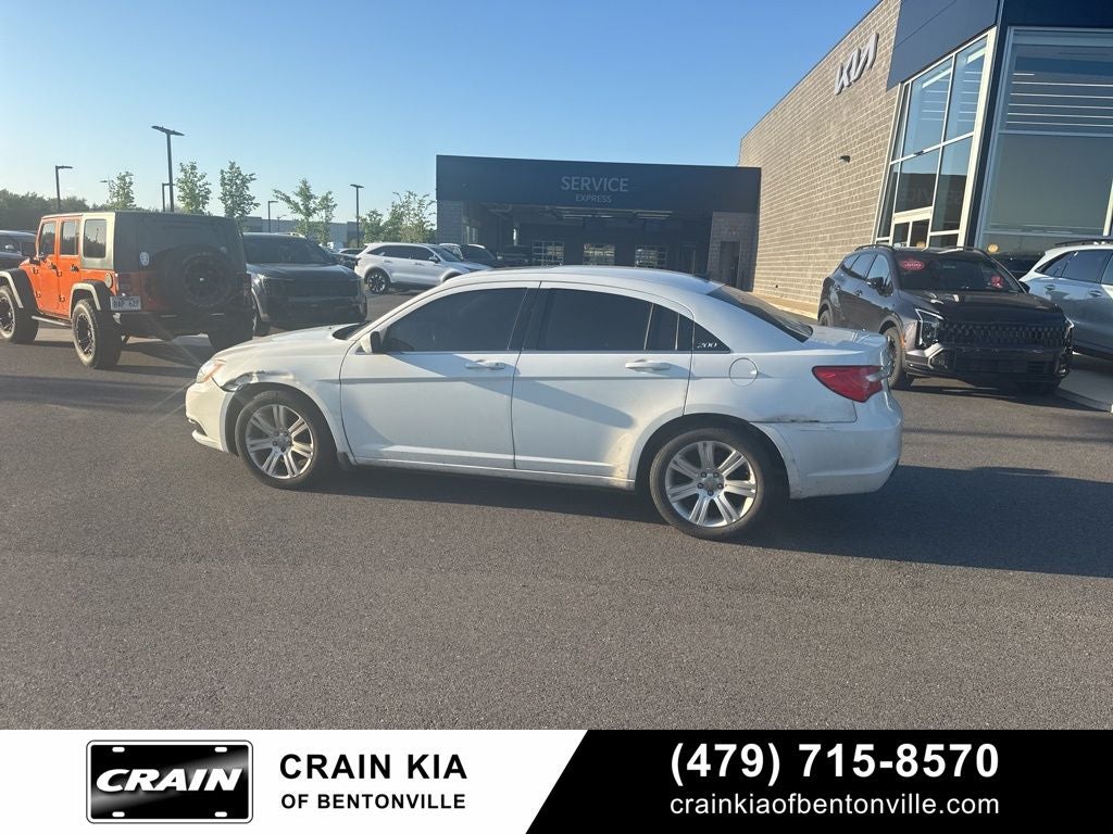 2013 Chrysler 200 Touring - WHOLESALE / AS-IS