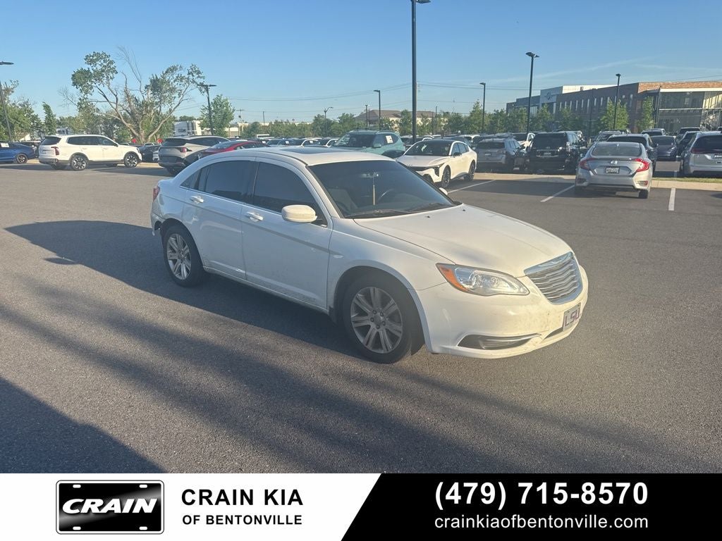 2013 Chrysler 200 Touring - WHOLESALE / AS-IS