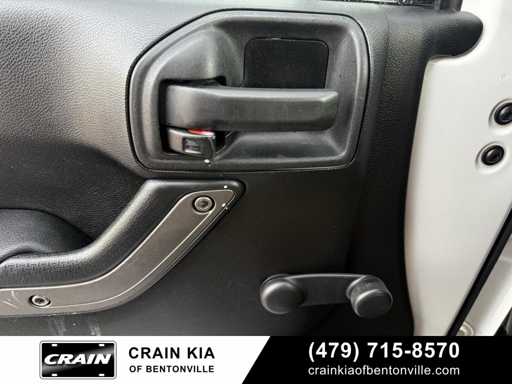 2013 Jeep Wrangler Sport - 4WD