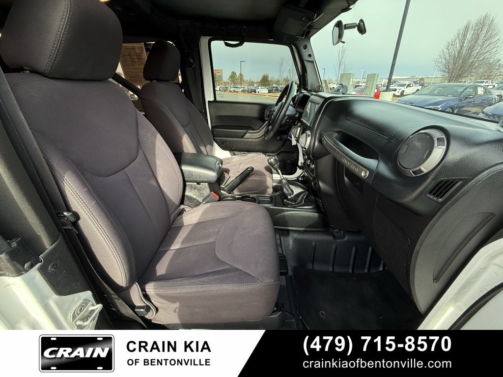 2013 Jeep Wrangler Sport - 4WD