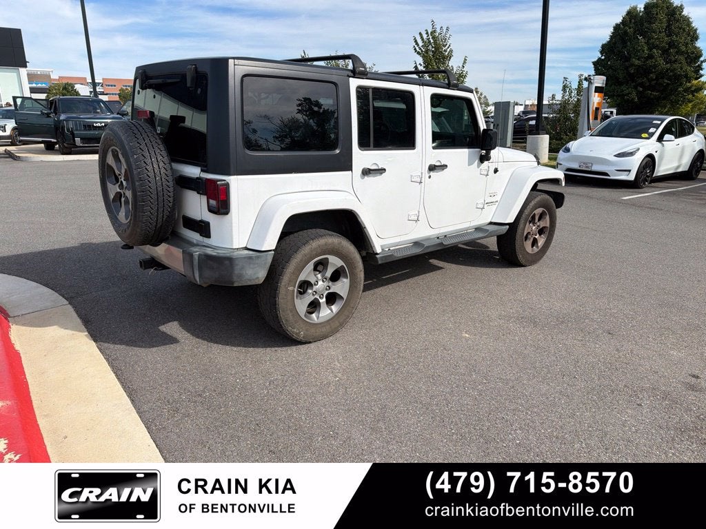 2017 Jeep Wrangler Unlimited Sahara - 4WD