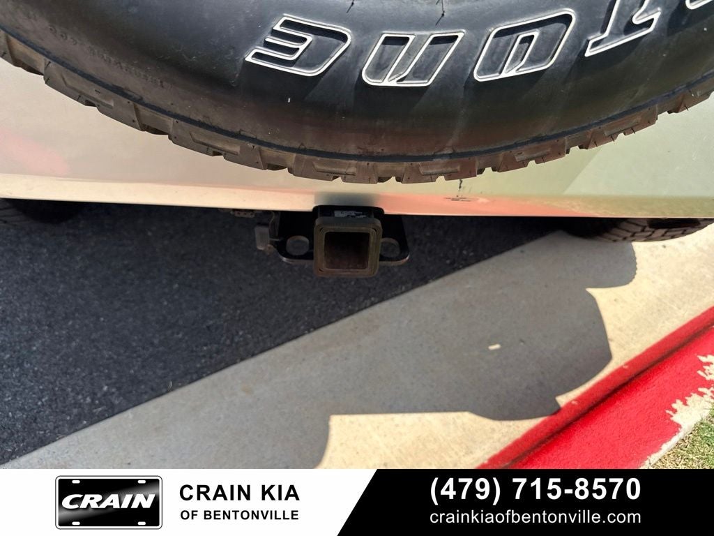 2014 Jeep Wrangler Unlimited Sahara - 4WD / CLEAN CARFAX