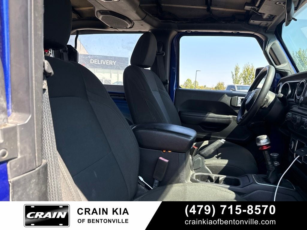 2018 Jeep Wrangler Sport - 4WD / CLEAN CARFAX