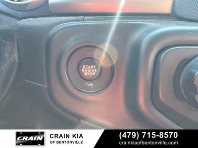 2018 Jeep Wrangler Sport - 4WD / CLEAN CARFAX