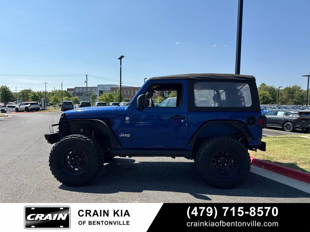2018 Jeep Wrangler Sport - 4WD / CLEAN CARFAX