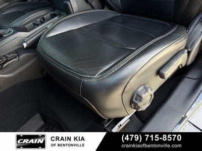 2018 Jeep Wrangler Unlimited Sahara - $48,230 MSRP / 4WD / ONE OWNER / LIFTED!
