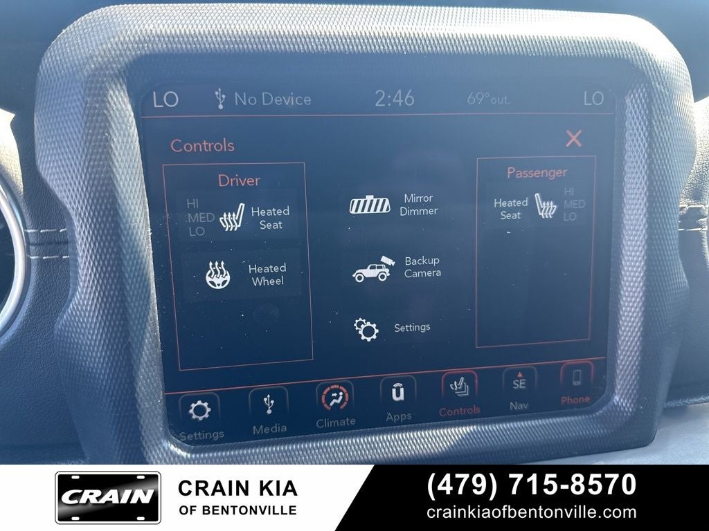 2018 Jeep Wrangler Unlimited Sahara - $48,230 MSRP / 4WD / ONE OWNER / LIFTED!