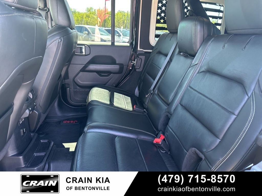 2018 Jeep Wrangler Unlimited Sahara - $48,230 MSRP / 4WD / ONE OWNER / LIFTED!