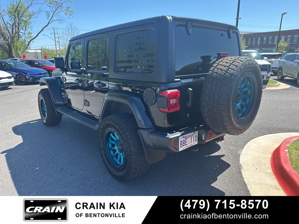 2018 Jeep Wrangler Unlimited Sahara - $48,230 MSRP / 4WD / ONE OWNER / LIFTED!