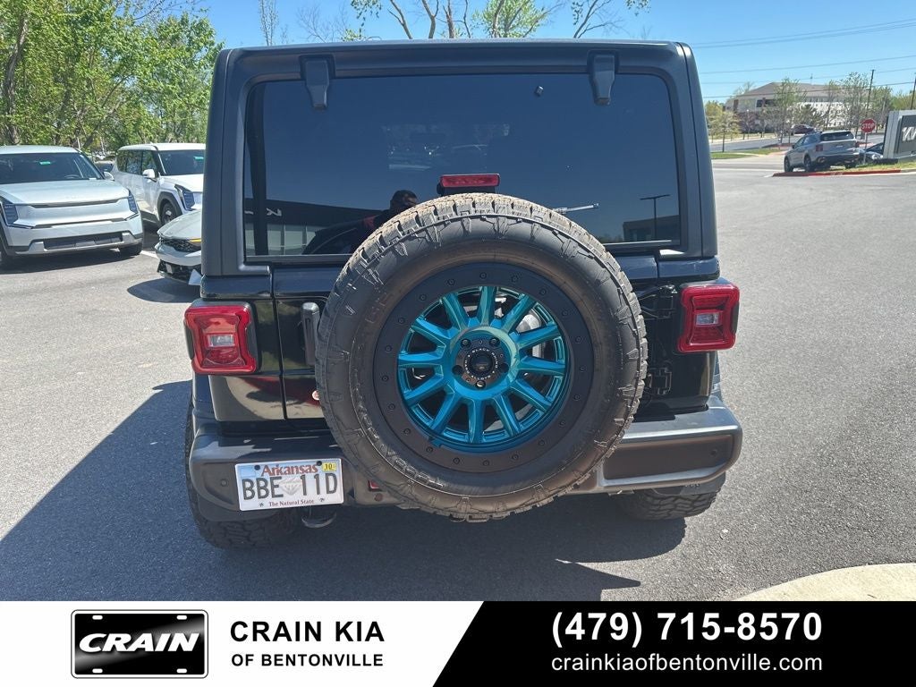 2018 Jeep Wrangler Unlimited Sahara - $48,230 MSRP / 4WD / ONE OWNER / LIFTED!