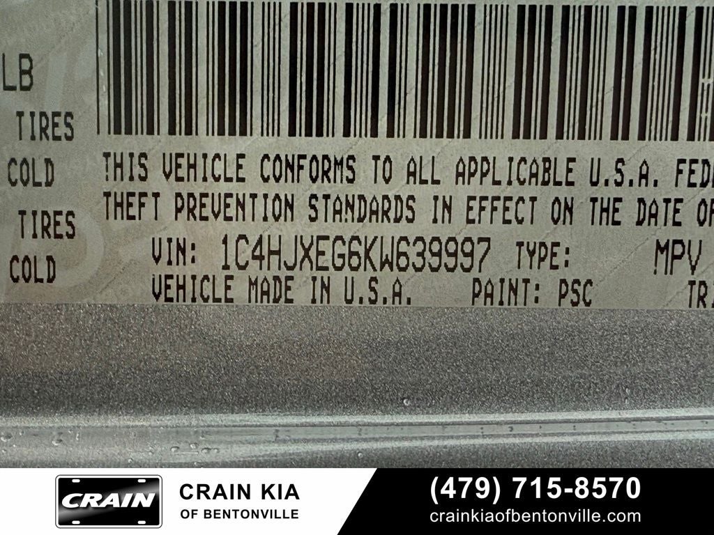 2019 Jeep Wrangler Unlimited Sahara - 4WD / SKY 1 TOUCH / CLEAN CARFAX