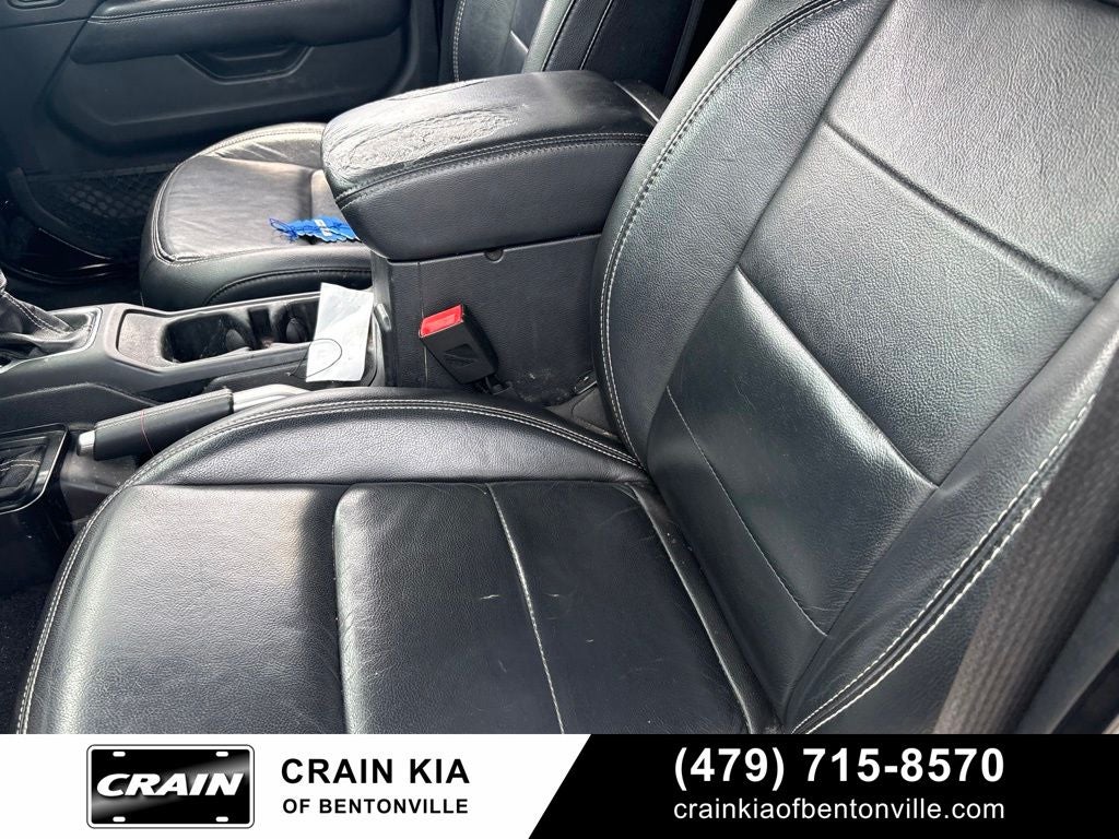 2018 Jeep Wrangler Unlimited Sahara - 4WD / SKY ONE TOUCH