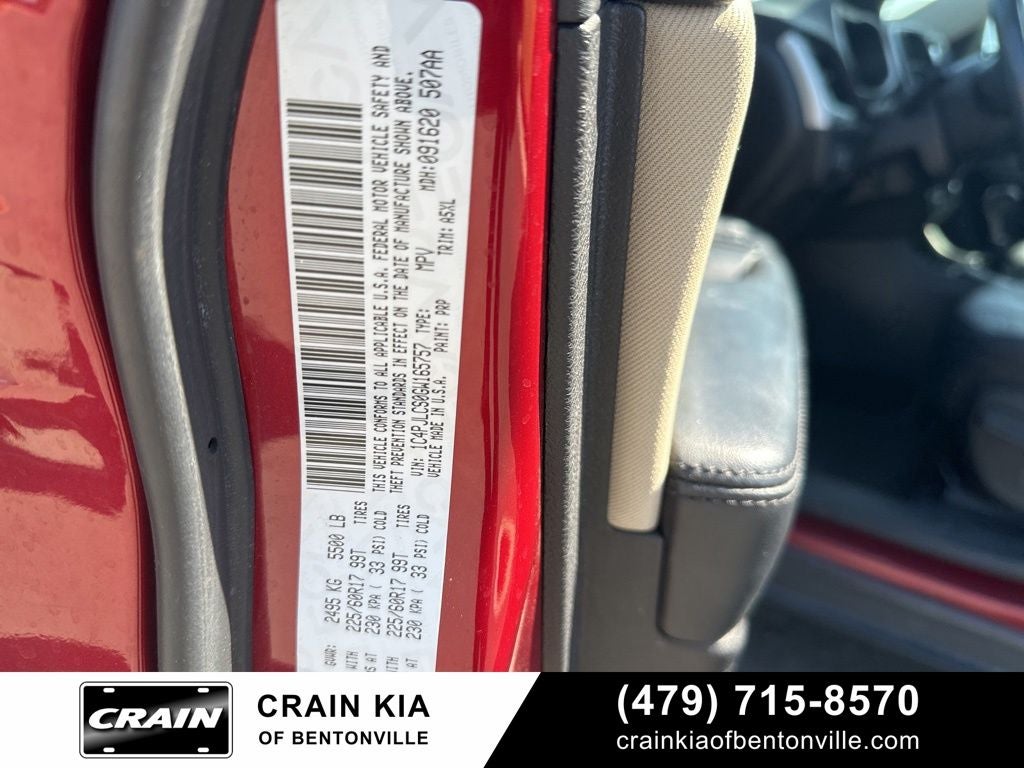 2016 Jeep Cherokee Latitude - CLEAN CARFAX
