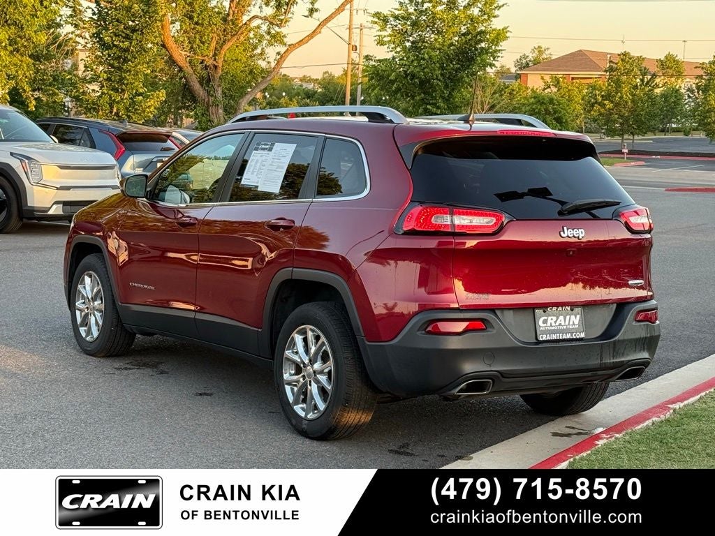 2016 Jeep Cherokee Latitude - CLEAN CARFAX