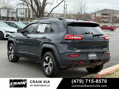 2016 Jeep Cherokee Trailhawk - 4WD / SUNROOF / CLEAN CARFAX