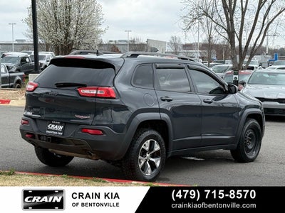 2016 Jeep Cherokee Trailhawk - 4WD / SUNROOF / CLEAN CARFAX