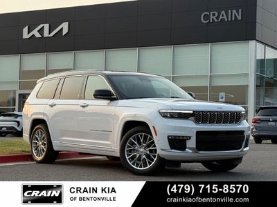 2025 Jeep Grand Cherokee L Summit - 4WD / PANORAMIC SUNROOF / CLEAN CARFAX