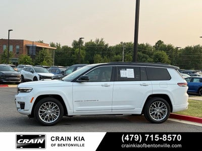 2025 Jeep Grand Cherokee L Summit - 4WD / PANORAMIC SUNROOF / CLEAN CARFAX