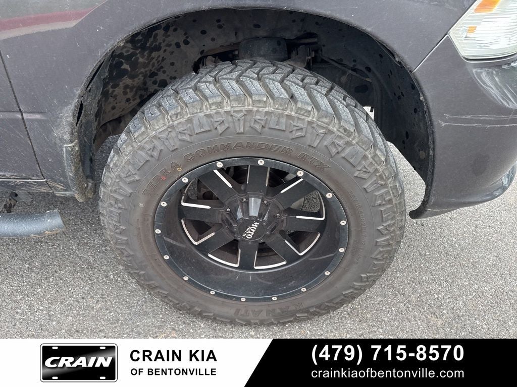 2018 RAM 1500 Express - 4WD / LIFTED!