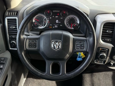 2019 RAM 1500 Classic SLT - 4WD / CLEAN CARFAX