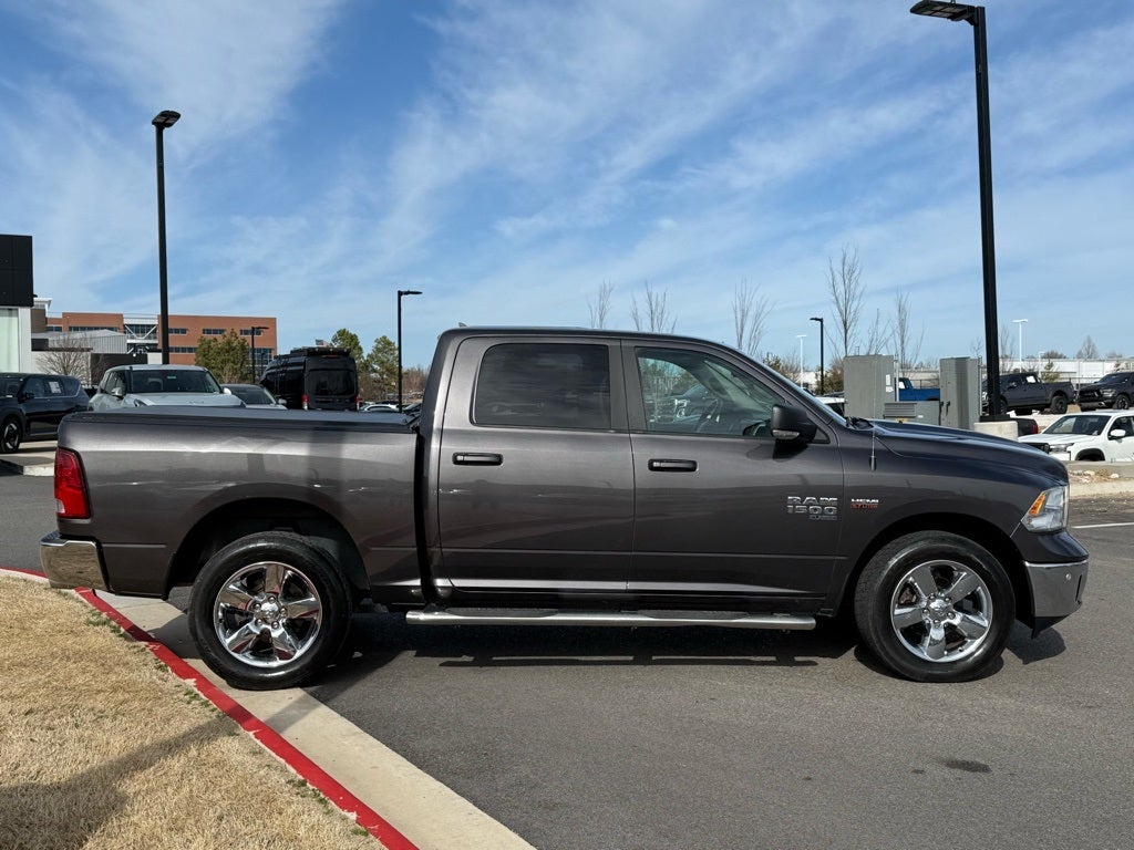 2019 RAM 1500 Classic SLT - 4WD / CLEAN CARFAX