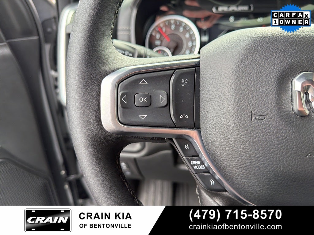 2025 RAM 1500 Big Horn/Lone Star - 4WD / PANORAMIC SUNROOF / ONE OWNER