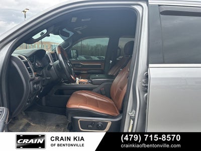 2020 RAM 1500 Laramie Longhorn - 4WD / PANORAMIC SUNROOF / LIFTED!
