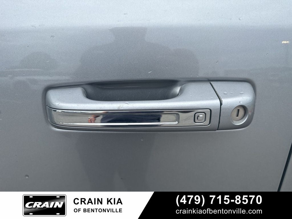 2020 RAM 1500 Laramie Longhorn - 4WD / PANORAMIC SUNROOF / LIFTED!