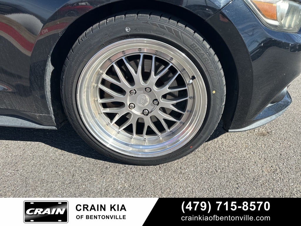 2016 Ford Mustang V6