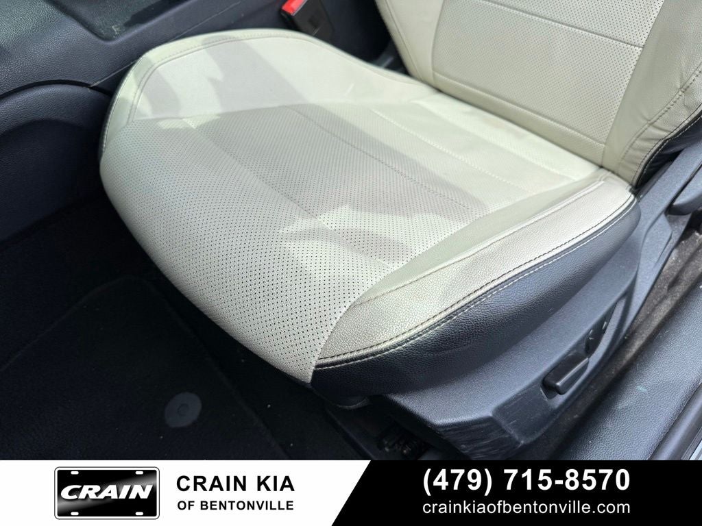 2021 Ford Mustang EcoBoost Premium - CLEAN CARFAX