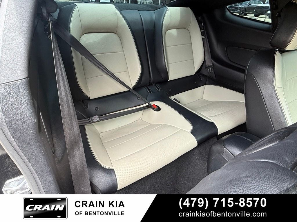 2021 Ford Mustang EcoBoost Premium - CLEAN CARFAX