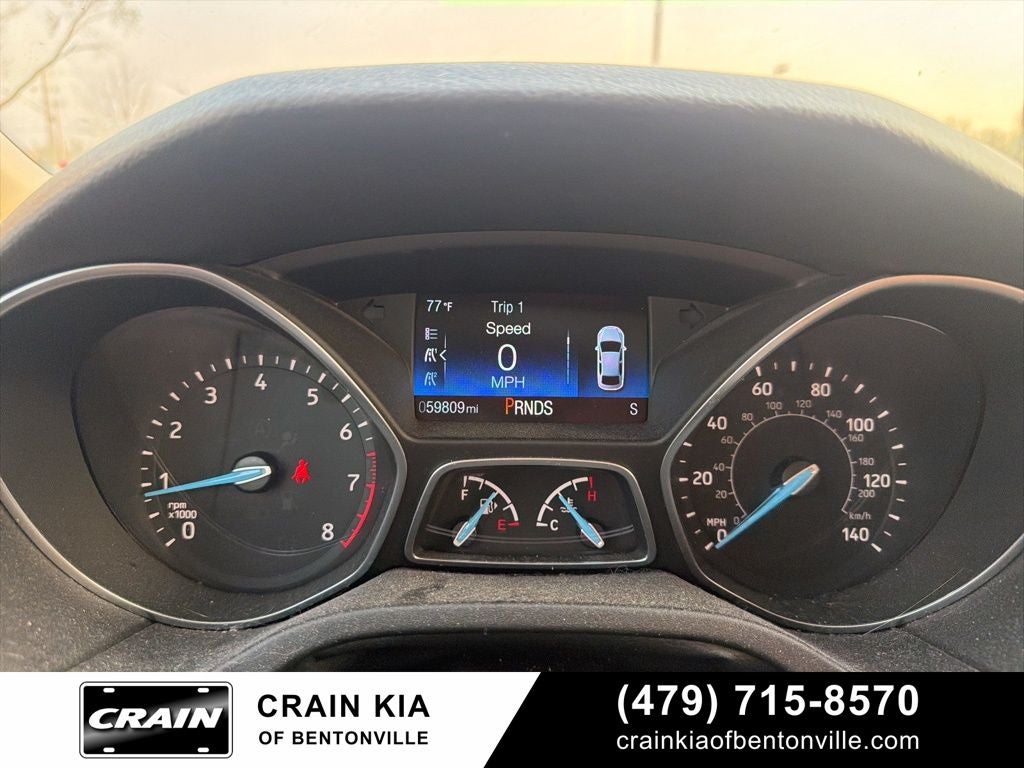 2018 Ford Focus Titanium - SUNROOF / CLEAN CARFAX / LOW MILES!