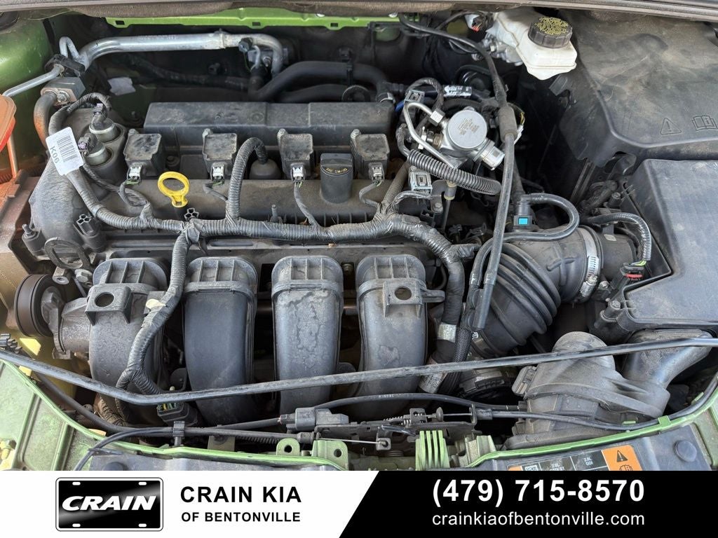 2018 Ford Focus Titanium - HATCHBACK / SUNROOF / CLEAN CARFAX / LOW MILES!