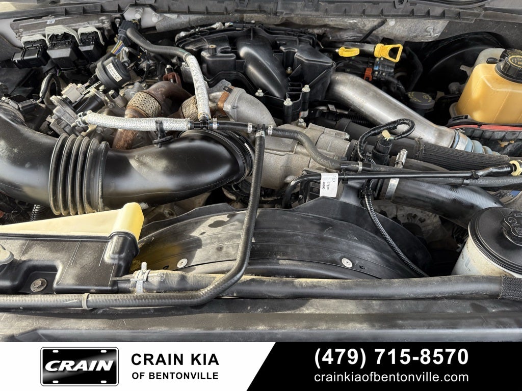 2019 Ford F-250SD XL - 4WD / CLEAN CARFAX