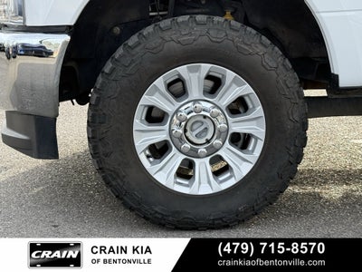 2019 Ford F-250SD XL - 4WD / CLEAN CARFAX
