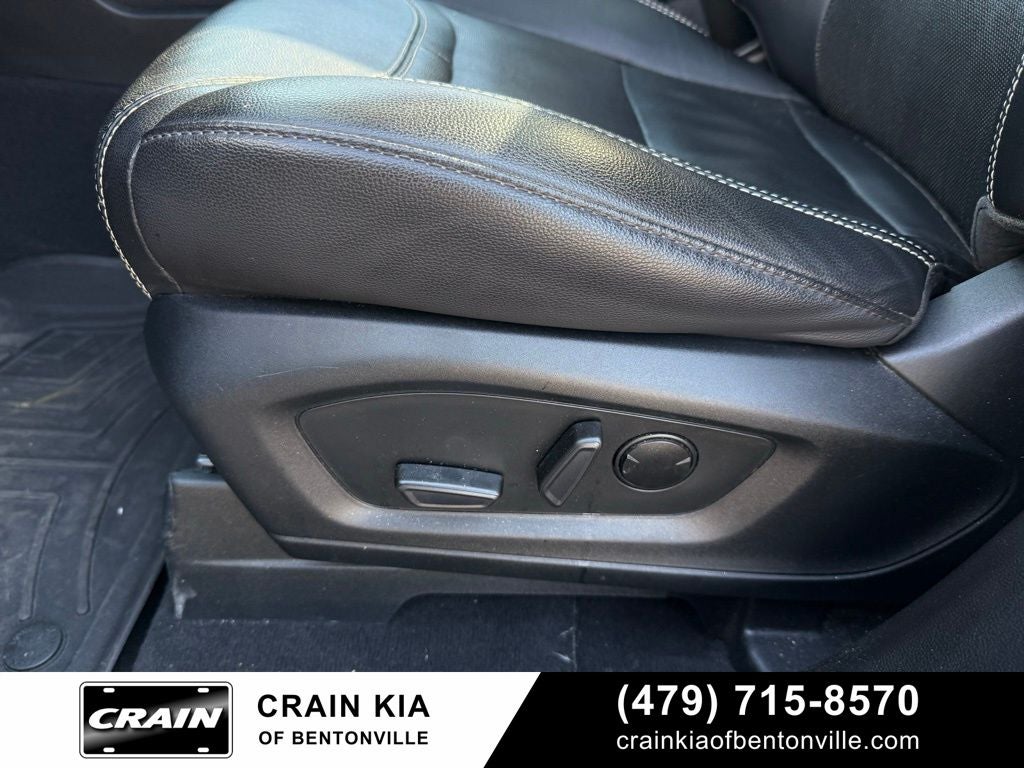 2023 Ford Explorer ST - 4WD / PANORAMIC SUNROOF / ONE OWNER