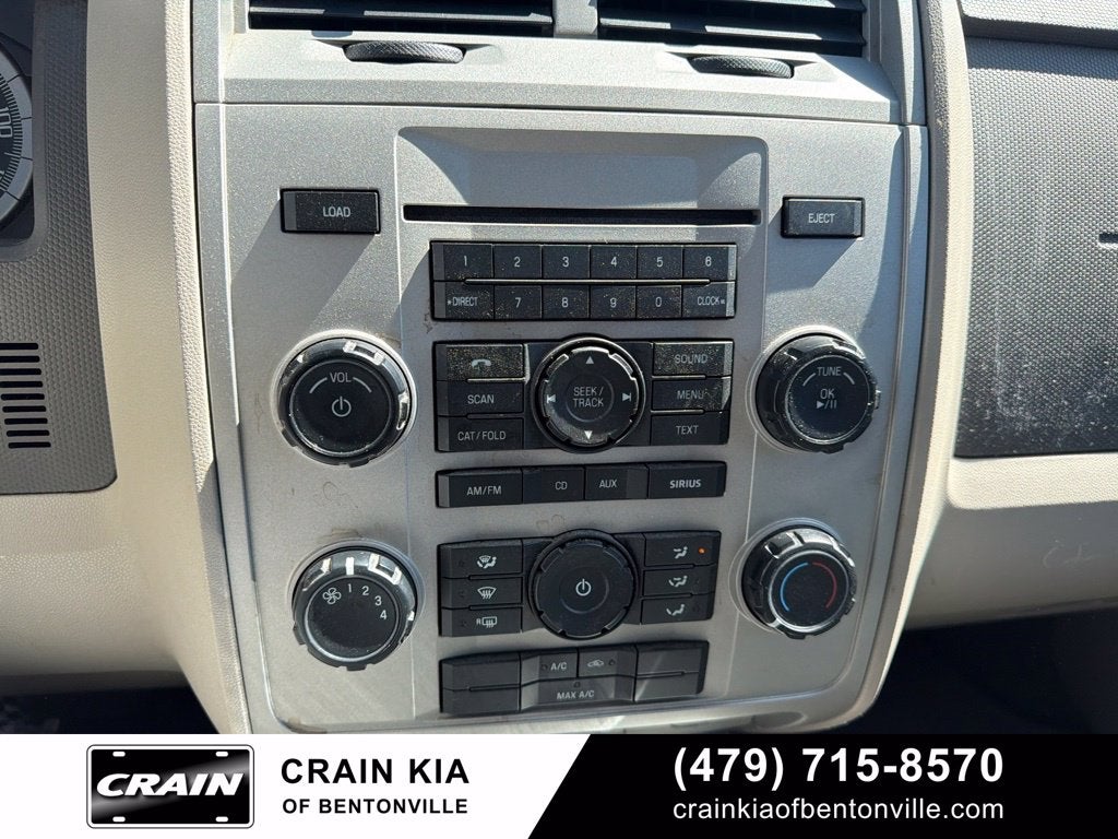 2009 Ford Escape XLT - CLEAN CARFAX / ONE OWNER