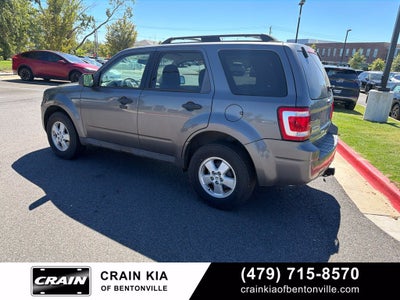2009 Ford Escape XLT - CLEAN CARFAX / ONE OWNER
